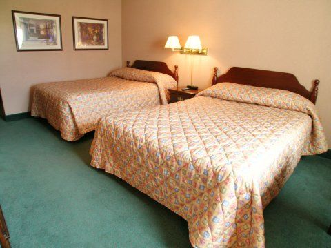Moberly Inn & Suites Δωμάτιο φωτογραφία