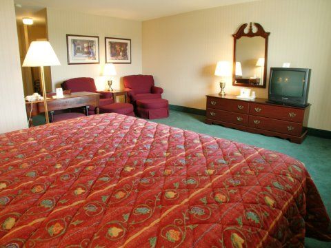 Moberly Inn & Suites Δωμάτιο φωτογραφία