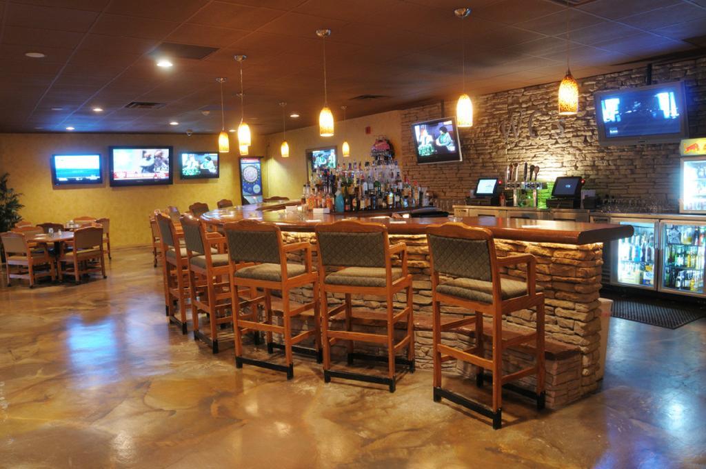 Moberly Inn & Suites Εξωτερικό φωτογραφία